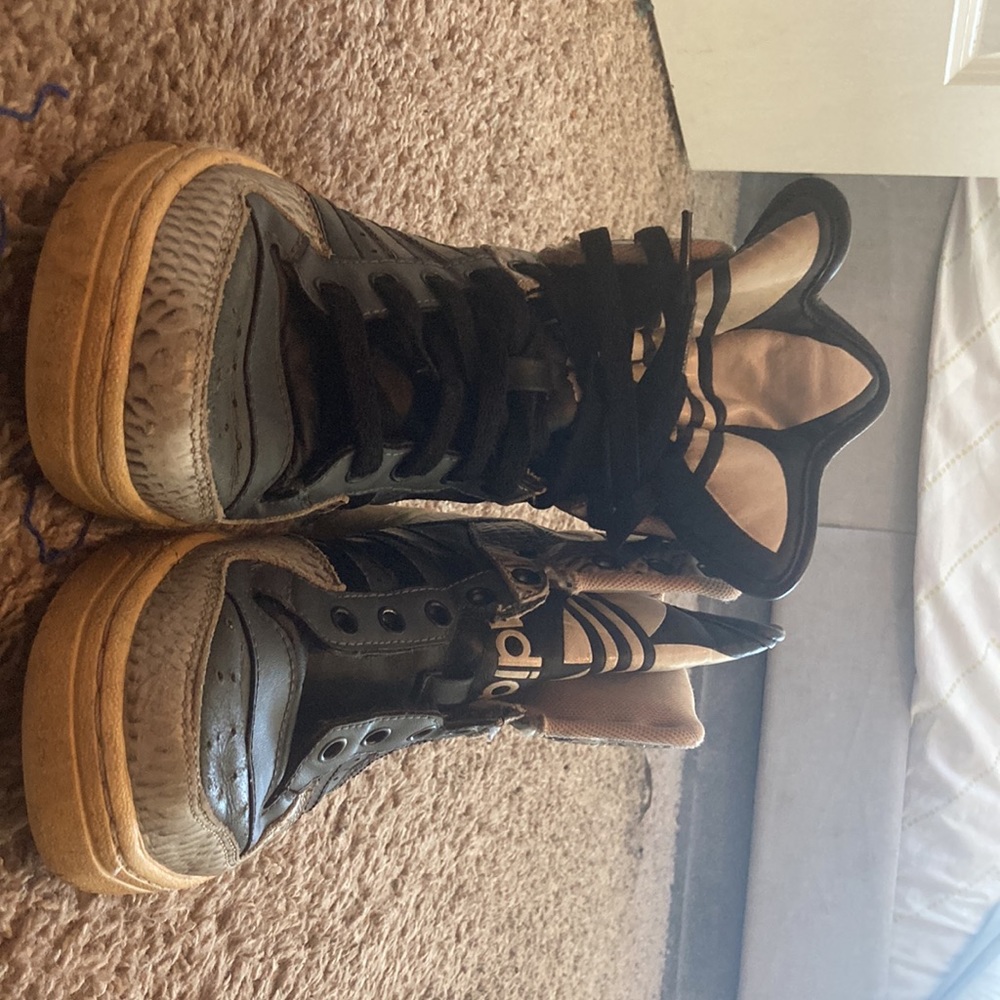 adidas metro attitude logo deadstock
